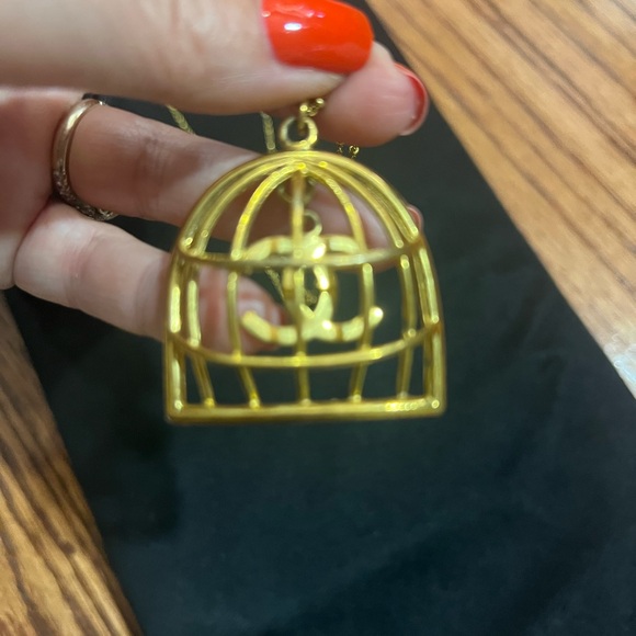 CHANEL Gold Birdcage Necklace - Picture 1 of 3
